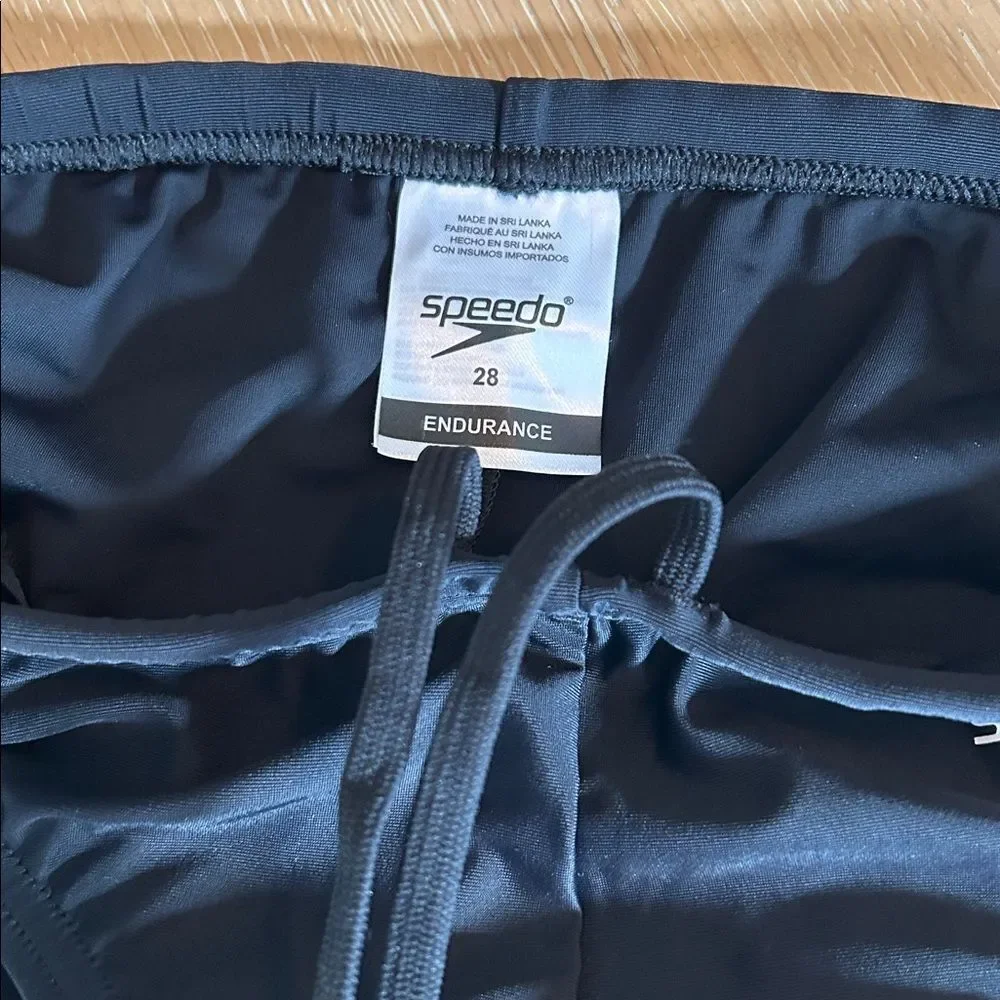 SPEEDO Men's Solid Brief Black, Size 28, NWOT